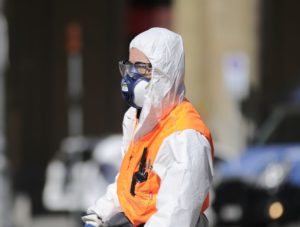 ROMA (ITALPRESS) - Cambia il modulo per l'autocertificazione dei cittadini che intendono fare...