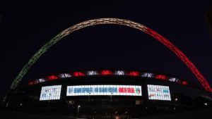 ROMA (ITALPRESS) - Questa sera le Nazionali di Inghilterra e Italia avrebbero dovuto sfidarsi in...