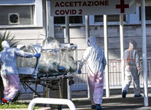 ROMA (ITALPRESS) - Complessivamente 92.472 persone in Italia sono risultate positive al coronavirus...