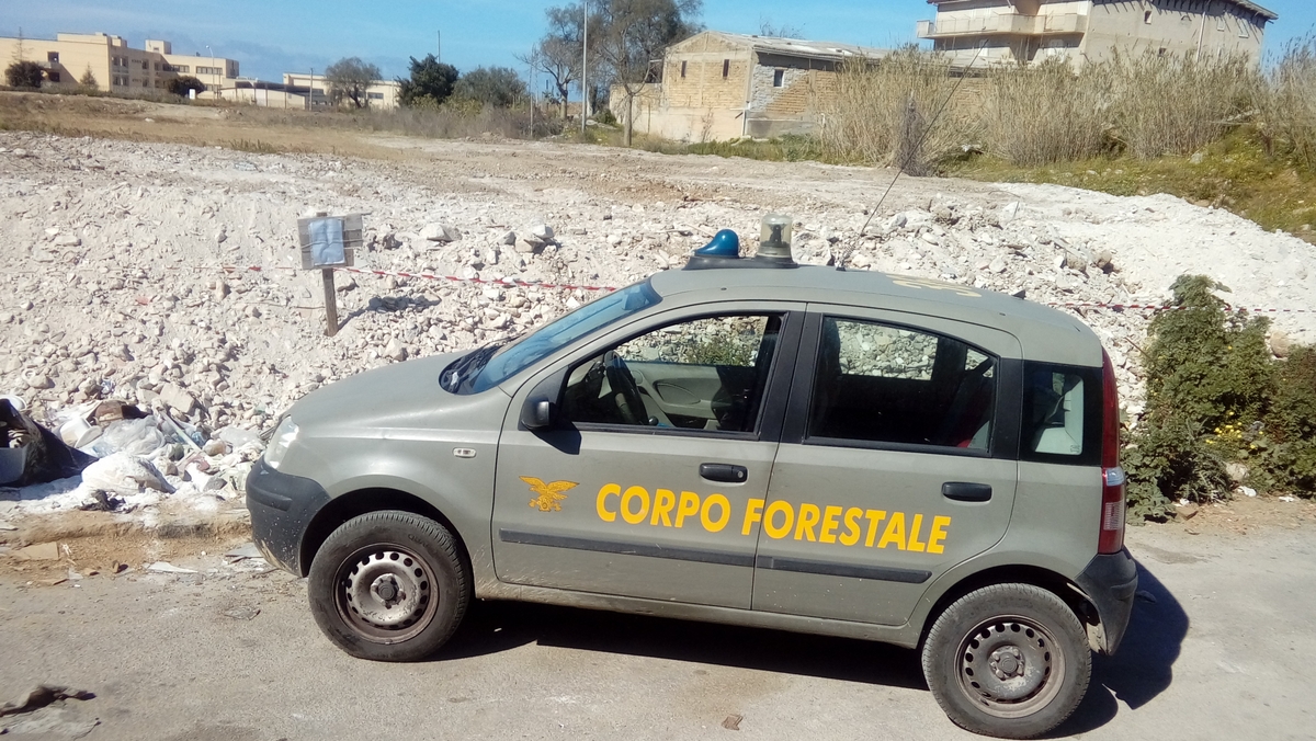 Sequestrata discarica abusiva a Partinico dal Corpo forestale Regione