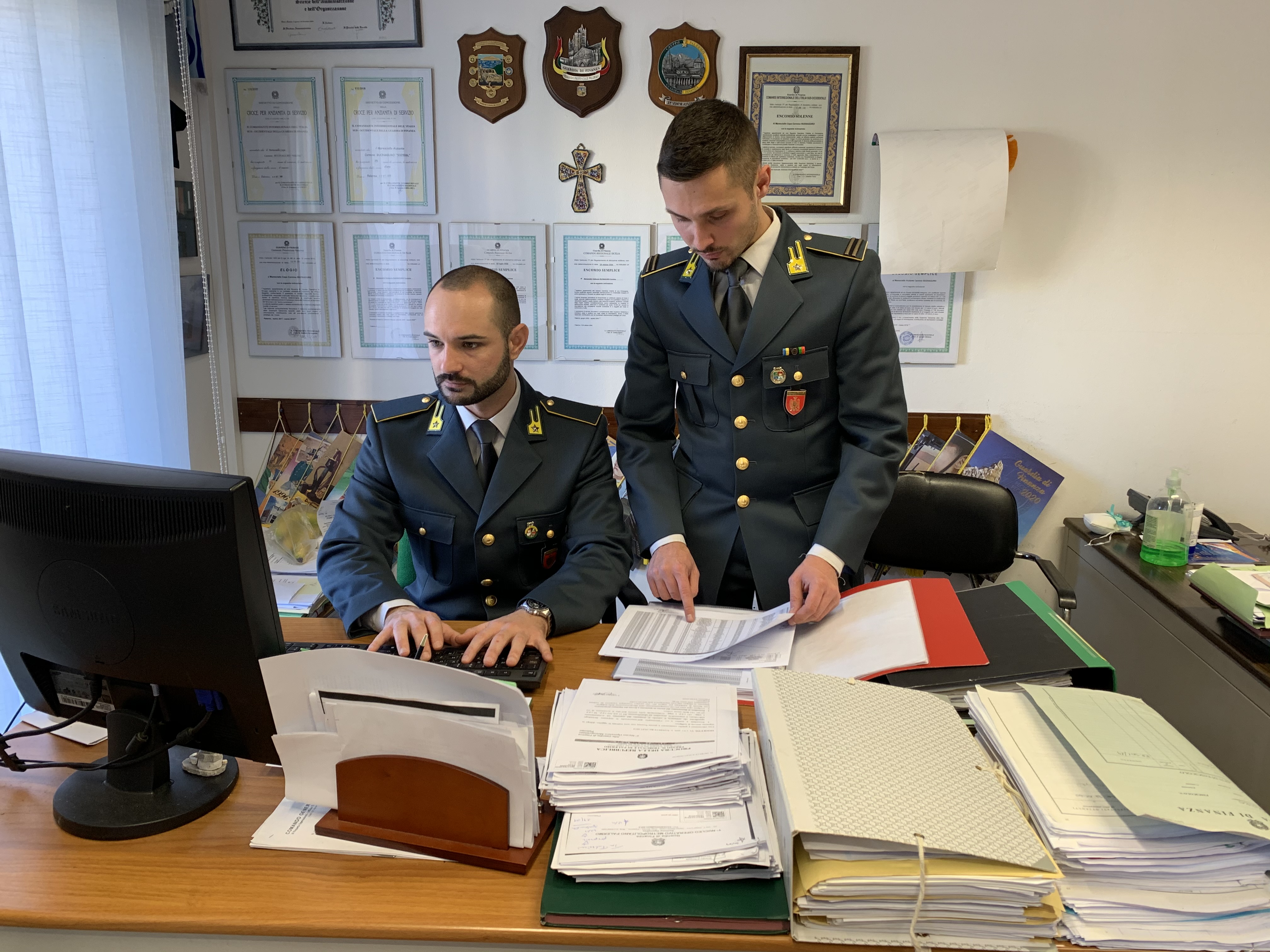 Denunciato per peculato dirigente del gruppo “Sicilia Futura” all’Ars