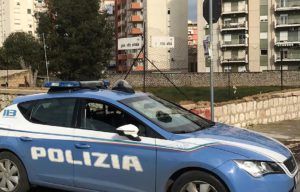 Autore di rapina viola più volte