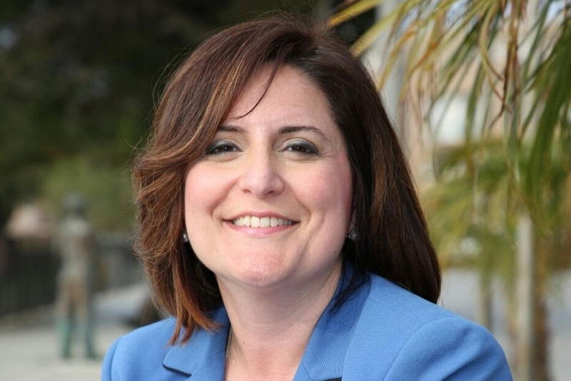 Sindaca di Campofelice di Roccella, “Restare a casa migliore rimedio”