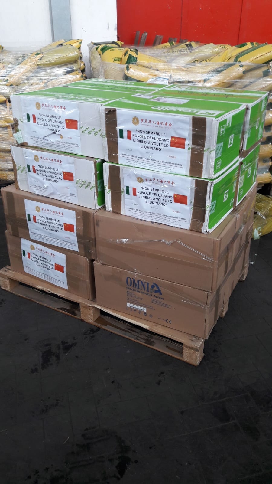 Comunità cinese di Palermo dona materiale per prevenzione alla città