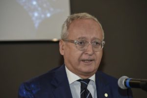 ROMA (ITALPRESS) - "Le nostre raccomandazioni prevedono degli esami approfonditi per tutto il...