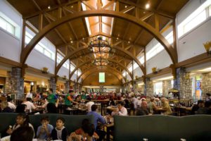 ROMA (ITALPRESS) - Nel 2019, secondo i dati Istat, le famiglie consumatrici hanno risparmiato l'8,2%...