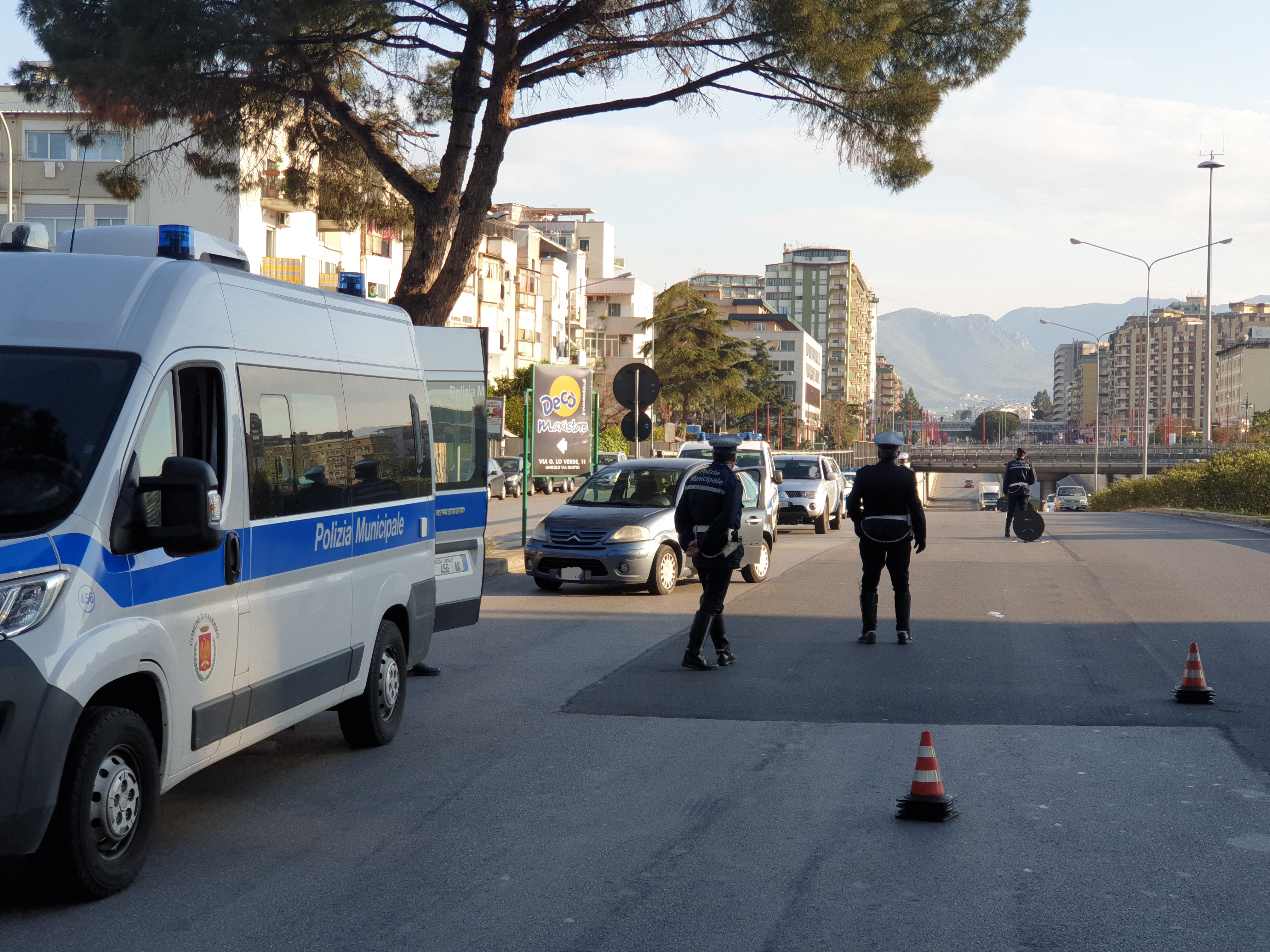 Posti di blocco circonvallazione Palermo, al via controlli interforze