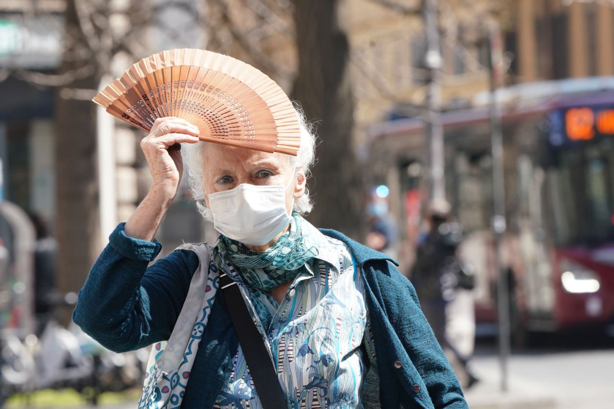 Coronavirus, da oggi la Spagna riapre alcune attivita’ economiche