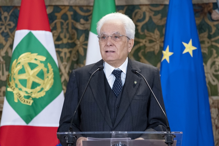 25 aprile, Mattarella: “L’Italia unita è riuscita a rinascere”