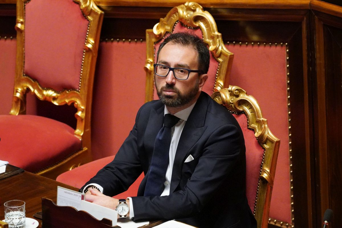 Bonafede “Sulle scarcerazioni dei mafiosi interventi nel prossimo Dl”
