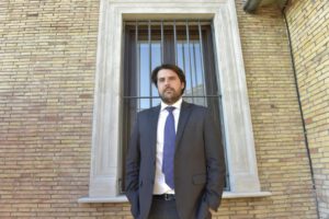 ROMA (ITALPRESS) - "Chiamiamolo CoronaEquity, sara' una misura molto semplice: se in un'azienda fino...