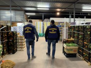 Mercato ortofrutticolo abusivo Palermo