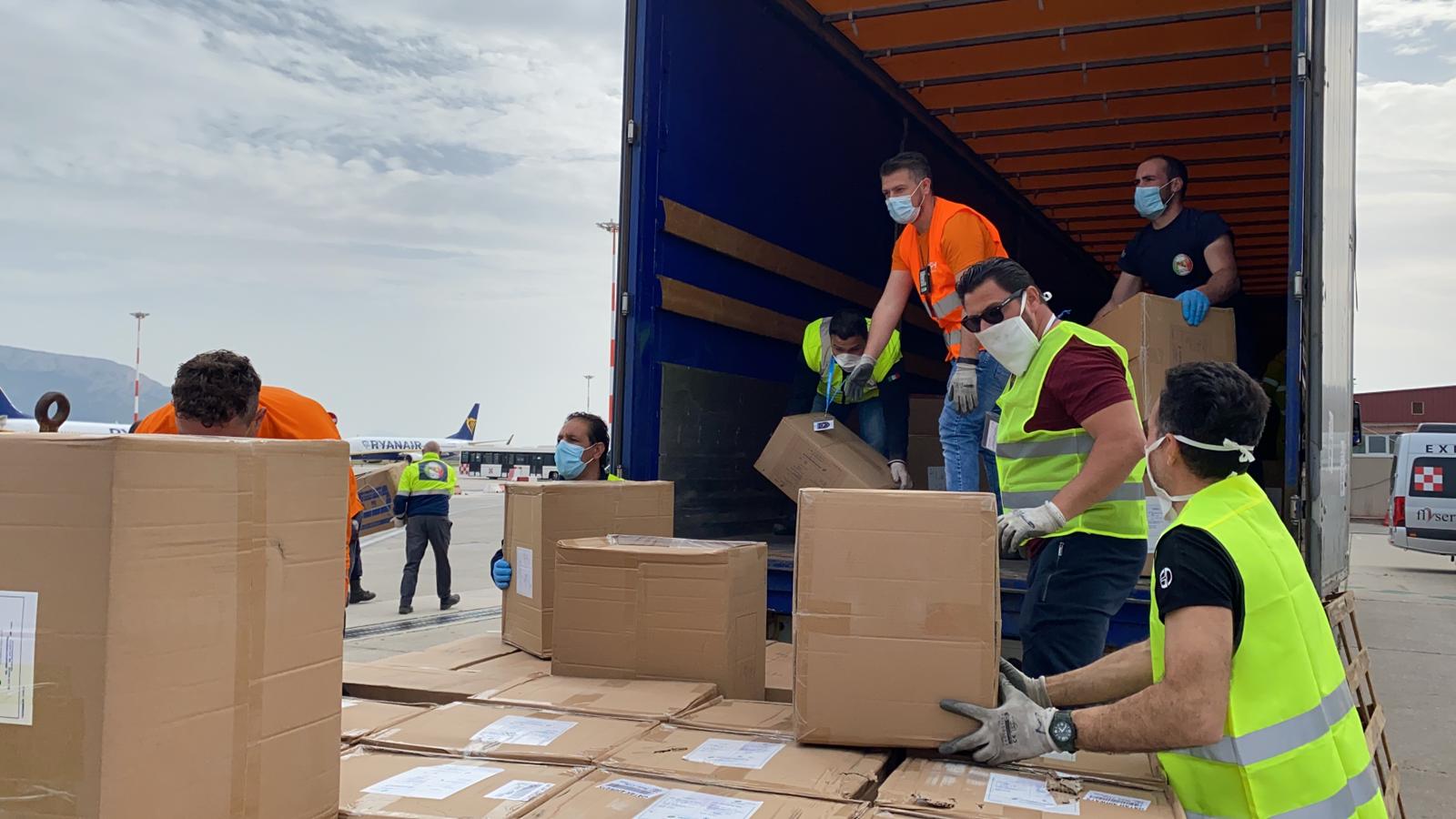 Coronavirus: 56 tonnellate di materiale acquistato dalla Regione