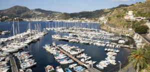 Isole minori. Sarà finalmente messo in sicurezza il porto di Sottomonastero/Pignataro a Lipari, nel...
