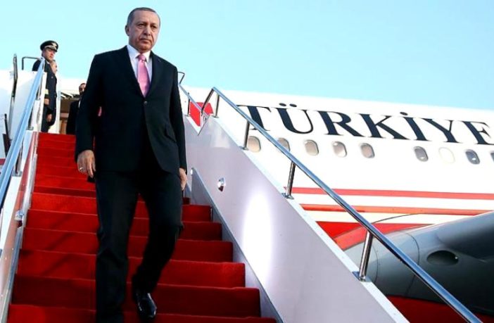 Erdogan a Roma, incontri con Papa e autorità: proteste e sit-in