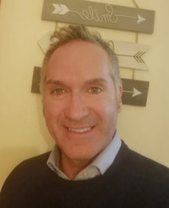 Animatori turistici. “Lavoriamo per intrattenere voi e far ridere i vostri figli. Adesso, in questa...