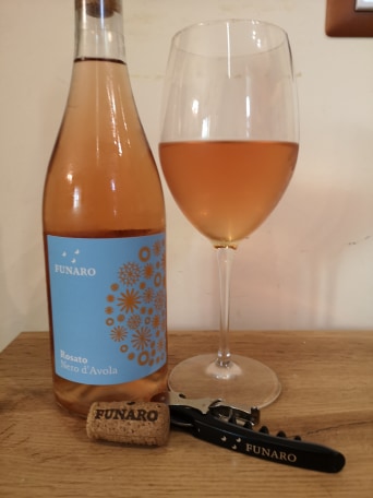 La cantina Funaro presenta il suo rosato di Nero d’Avola