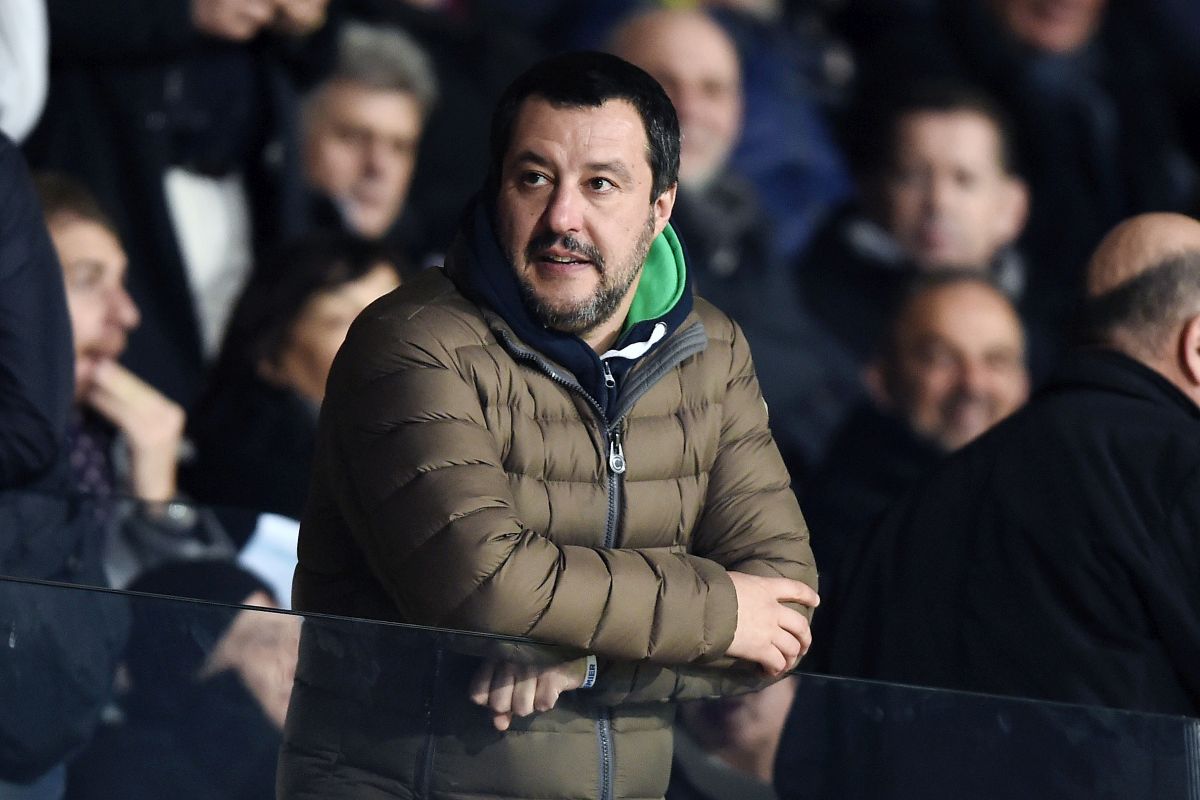 Salvini “Club rischiano di fallire, spero calcio riparta a giugno”