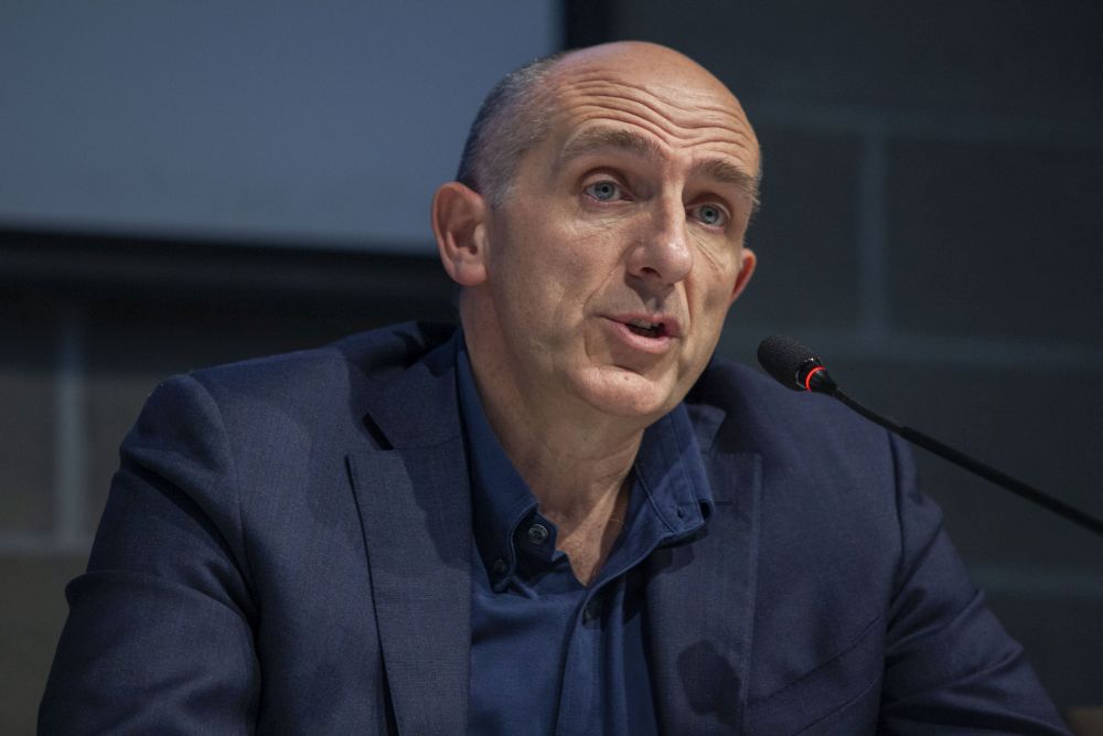 Psa, Thorel “In Italia 300mila auto invendute, defiscalizzare aziendali”