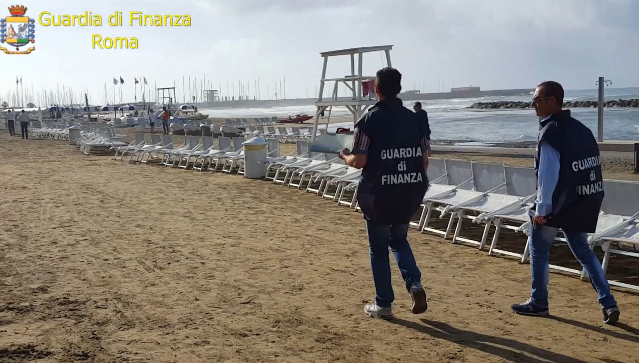 Roma, Guardia di Finanza confisca patrimonio da 12 mln di euro