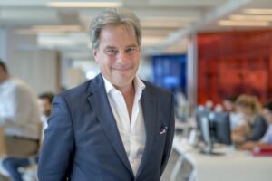 ROMA (ITALPRESS) - Per Jeffrey Hedberg, Ceo di windtre, intervenuto al webinar dedicato agli...