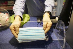 ROMA (ITALPRESS) - Parte #Ricuciamo, il progetto di inclusione lavorativa del Ministero della...