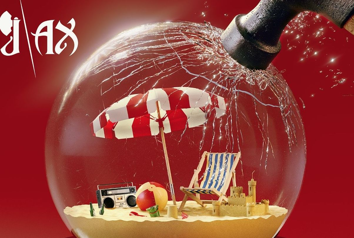 J-Ax torna con il nuovo singolo “Una voglia assurda”