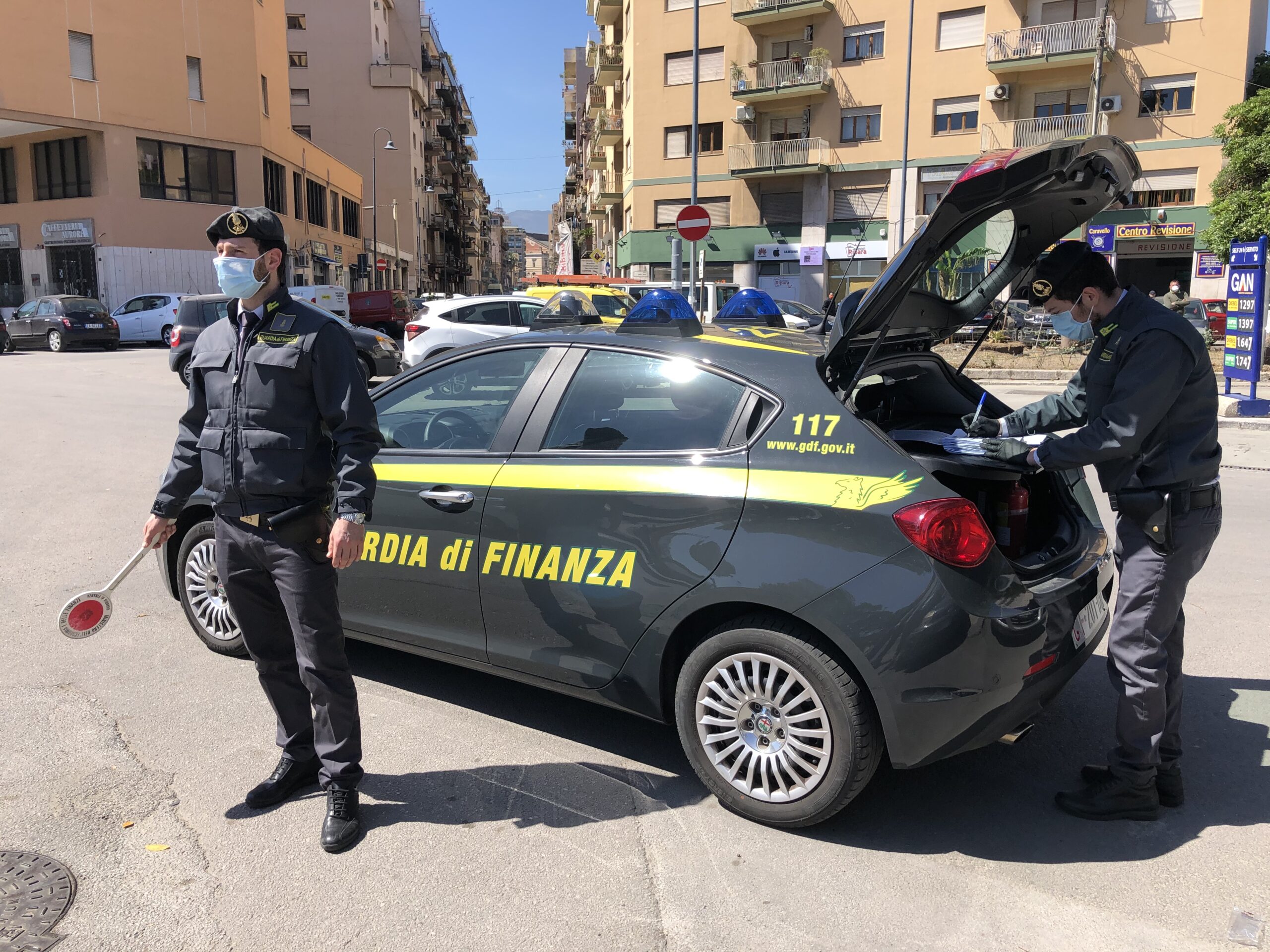 Controlli per emergenza Covid, chiuso un negozio di Corso dei Mille