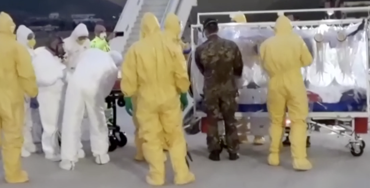 Atterrato a Palermo l’uomo malato di Covid e bloccato in Guinea