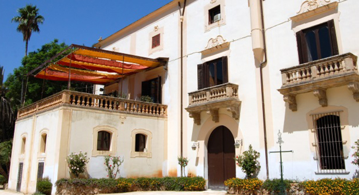 Palermo, possibile positivo al Covid: chiusa Villa Niscemi