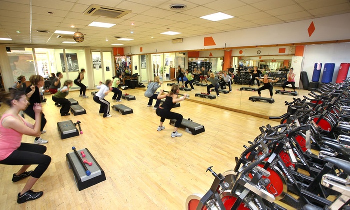 Riaprire palestre, piscine e centri sportivi anche in Sicilia: sì ma come?