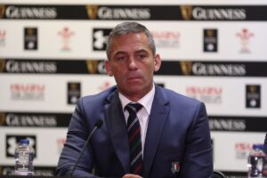 ROMA (ITALPRESS) - La Nazionale italiana di rugby riparte da Franco Smith. Il commissario tecnico e'...