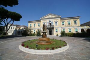 ROMA (ITALPRESS) - Sono 75 i pazienti attualmente ricoverati allo Spallanzani di Roma. Il bollettino...