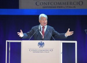 ROMA (ITALPRESS) - Carenza di liquidita' e calo dei consumi hanno rappresentato il principale...