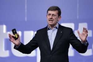 ROMA (ITALPRESS) - Il Comitato di esperti in materia Economica e Sociale, guidato da Vittorio Colao...