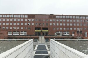 MILANO (ITALPRESS) - Dati positivi sull'occupazione dopo la laurea per gli studenti dell'Universita'...