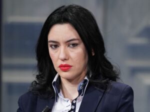 ROMA (ITALPRESS) - "Il Decreto Scuola, recentemente convertito in legge, stabilisce che dal primo...