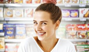 MILANO (ITALPRESS) - Una colazione, un pranzo o un aperitivo da consumare in loco o take away. O una...