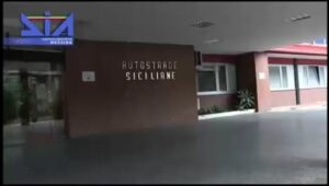 MESSINA (ITALPRESS) - Corruzione, falsita' ideologiche, turbativa d'asta, truffe e altri reati...