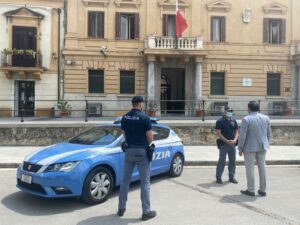 Trapianto urgente. La corsa nel traffico di un padre per salvare il figlio ed una mascherina...
