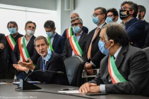 Caro voli. In merito ad alcune dichiarazioni da parte del mondo istituzionale locale, Alitalia...