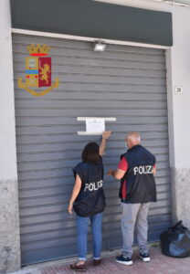 Revocata la licenza a cinque centri scommesse. Il Questore di Palermo ha revocato 5 licenze di P.S...