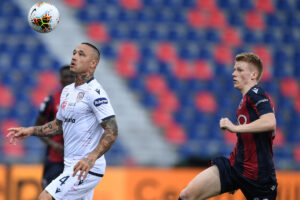 BOLOGNA (ITALPRESS) - Finisce con un pareggio che serve poco a entrambe lo scontro diretto per...