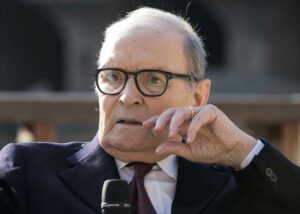 ROMA (ITALPRESS) - E' morto, all'eta' di 91 anni, il premio Oscar Ennio Morricone. Ha scritto le...