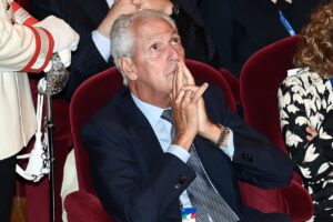 ROMA (ITALPRESS) - "Leclerc e' un misto tra Villeneuve e Senna: ha la spregiudicatezza che aveva...