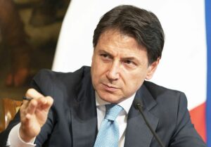 ROMA (ITALPRESS) - "E' un decreto che semplifica, velocizza e sblocca una volta per tutte i cantieri...