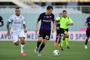 FIRENZE (ITALPRESS) - Fiorentina e Cagliari fanno un altro passo verso la permanenza in serie A...