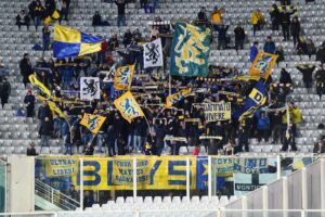 PARMA (ITALPRESS) - Un caso di coronavirus al Parma anche se non si tratta di un calciatore. La...