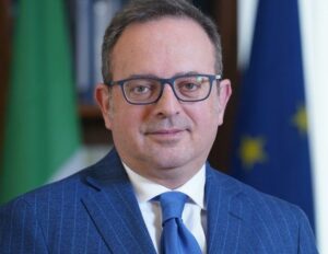 ROMA (ITALPRESS) - L'emergenza Coronavirus attacca, Simest risponde, con l'obiettivo prioritario di...