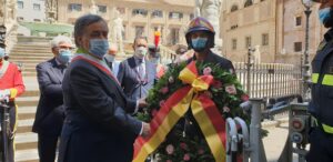 Festino di Santa Rosalia. Questa mattina, a Palazzo delle Aquile, alla presenza del sindaco Leoluca...